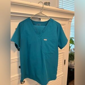 Figs Scrubs in Pacific Blue